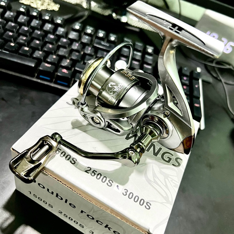 Máy Đứng Lure Silver kim loại