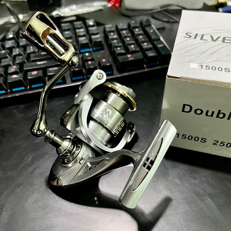Máy Đứng Lure Silver kim loại
