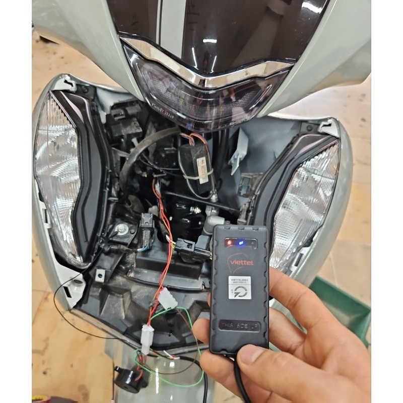 Định vị xe máy Smartmotor W1_4G Viettel mới nhất 2023