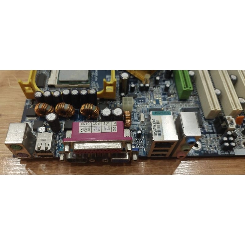 Combo main và cpu pentium4 sưu tầm