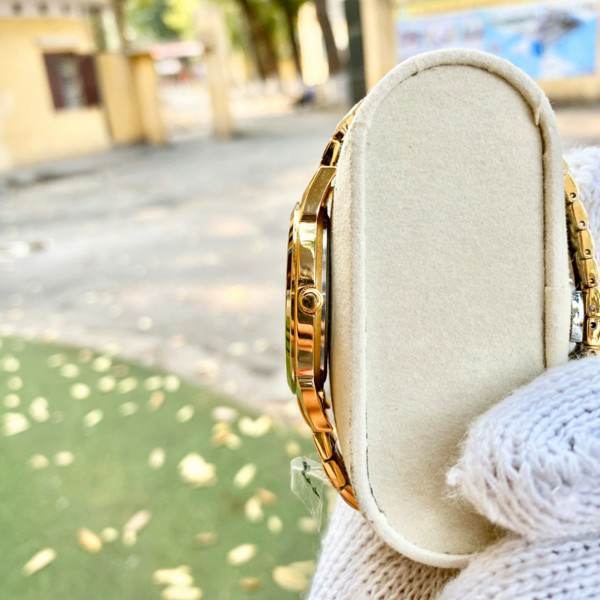 Đồng Hồ Nam O.M  chạy Pin Dây Thép Khung Thép Chống Xước, Chống Nước.