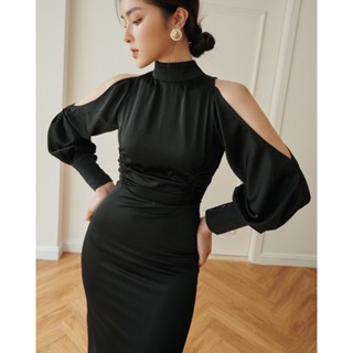 Váy Body Lụa form dài, cổ rùa ,hở vai, chân váy xẻ tà quyến rũ sang trọng - Nancy Dress I Estte Vietnam