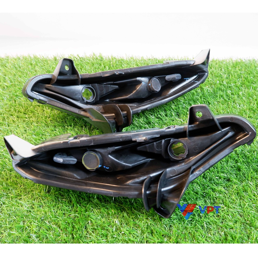 Đế chụp xi nhan Appi cho Honda Winner 150 / RS150 Màu Khói