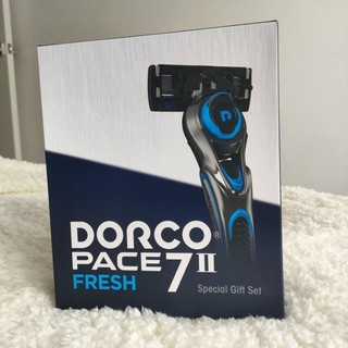 DORCO PACE 7II FRESH(Hộp gồm1 dao cạo kèm lưỡi+14 đầu dao thay thế+1 bọt cạo râu 210ml) Nội địa Hàn