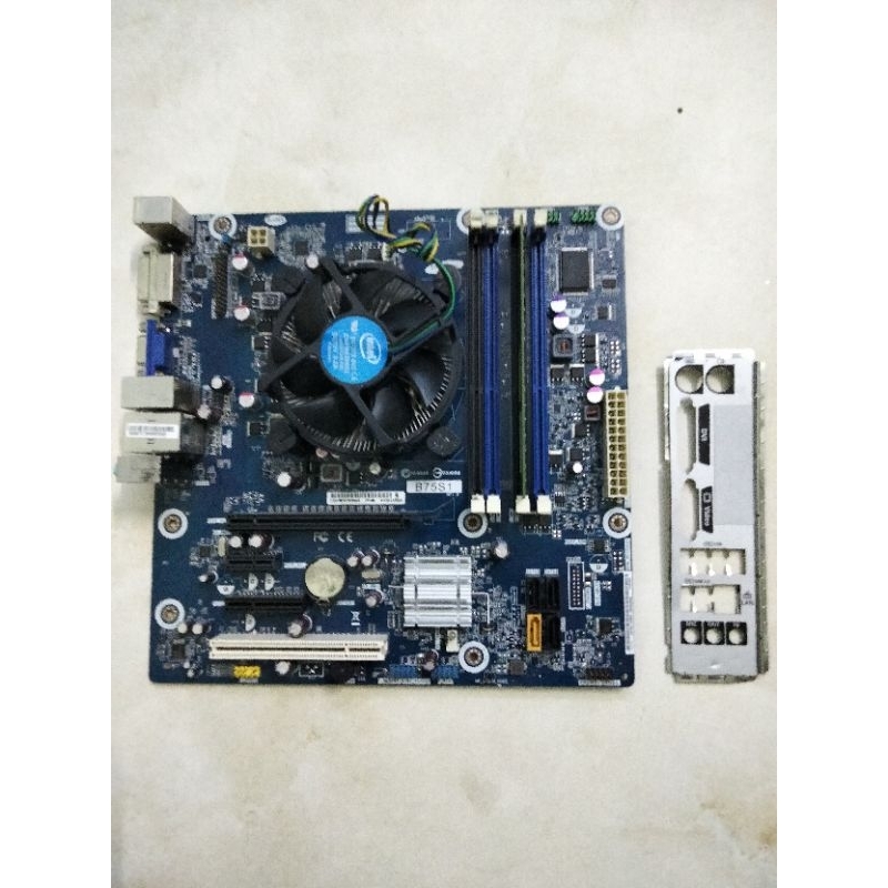 Samsung B75 Socket 1155