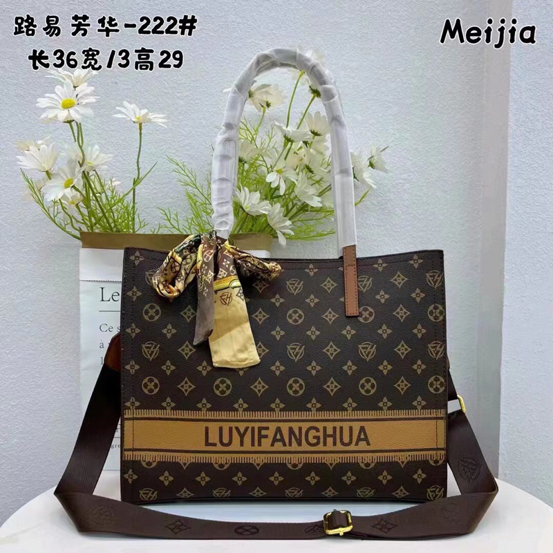 Túi xách nữ đeo chéo sang chảnh