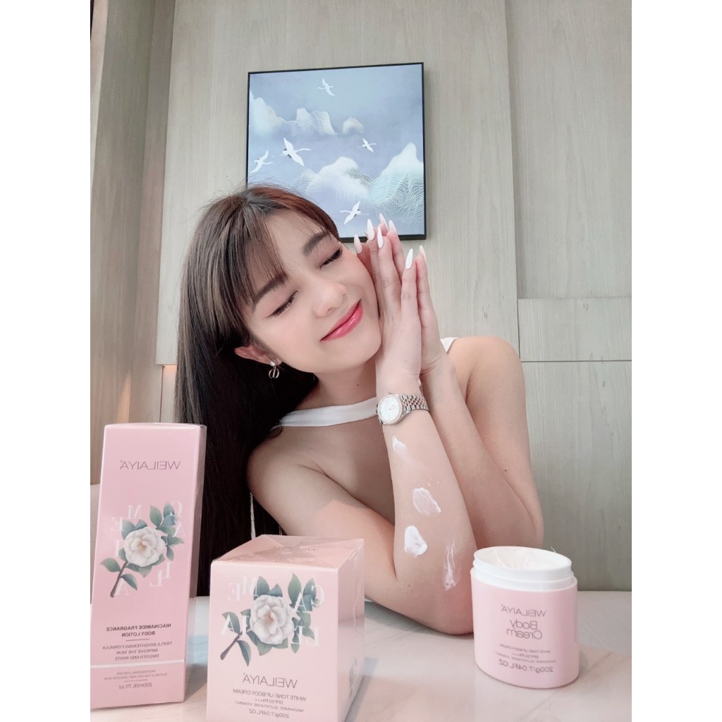 Kem dưỡng trắng da body hương hoa trà Weilaiya 200gram