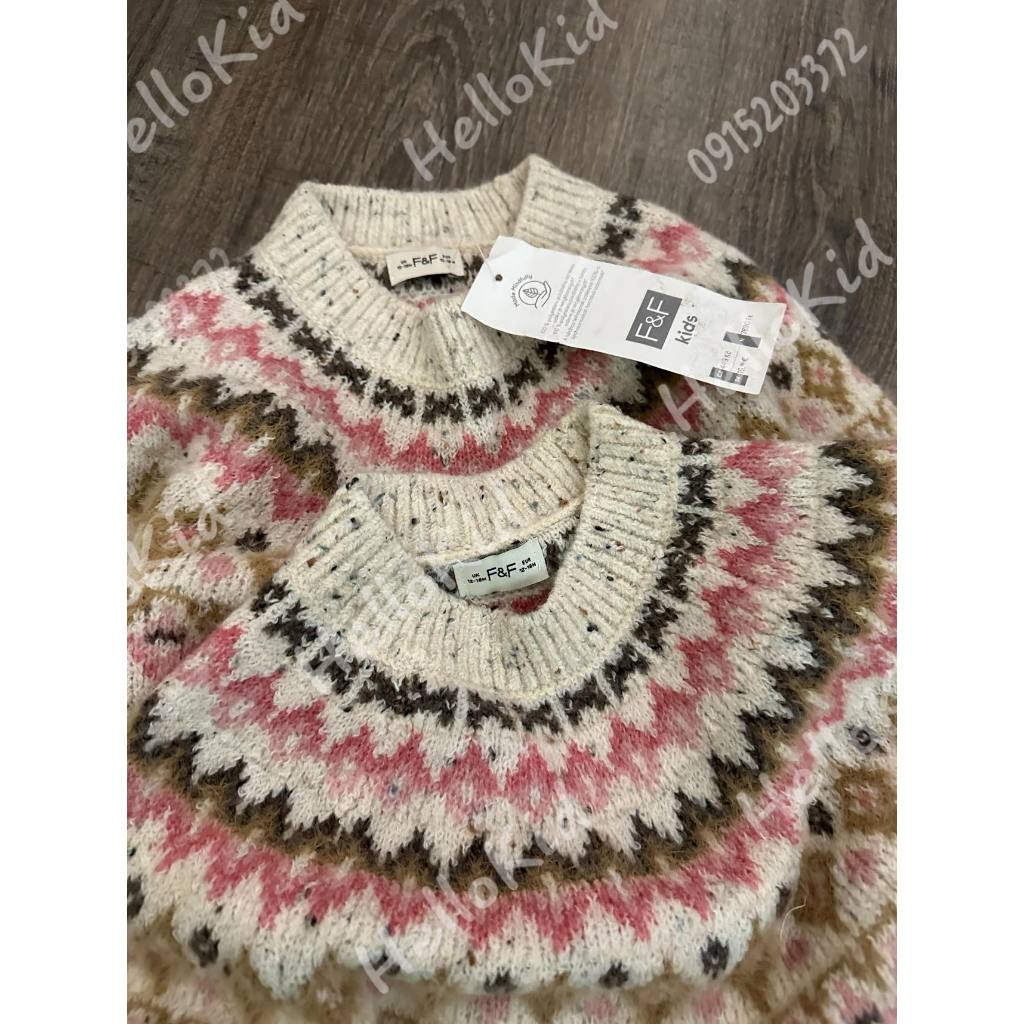 Váy len nude muối tiêu hoạ tiết ziczac cho bé