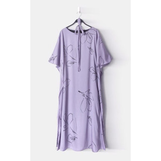 BEUCLOSET - Đầm lụa form suông thanh lịch