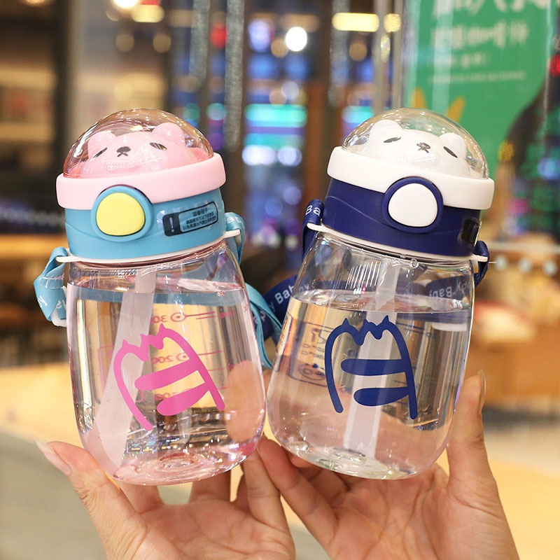 Jack 2023 Mới 550ml Phim hoạt hình dễ thương Cốc nước trẻ em với ống hút và dây nâng