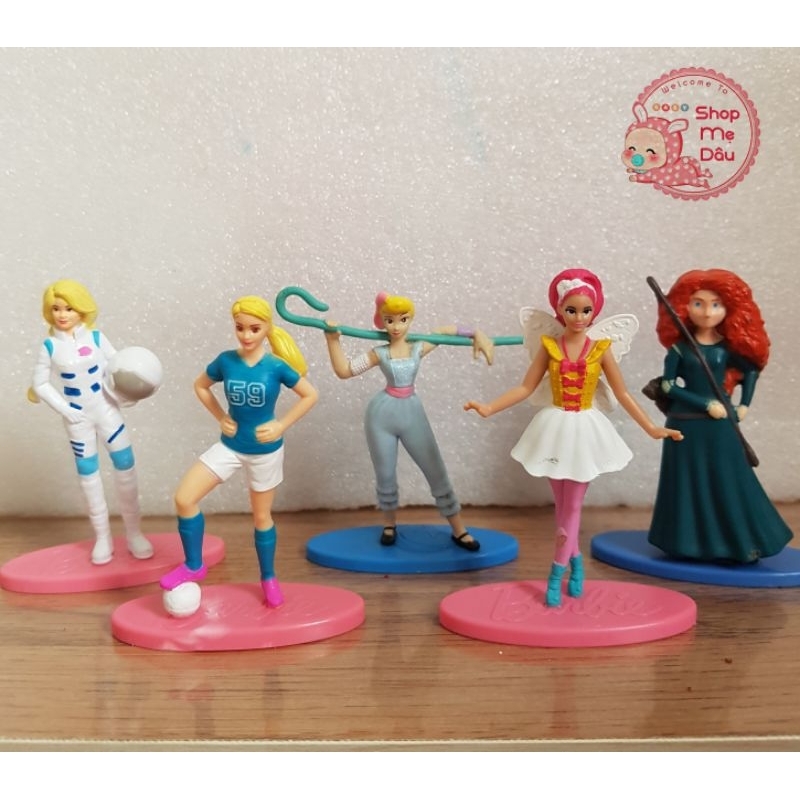 - Mô hình các nhân vật hoạt hình