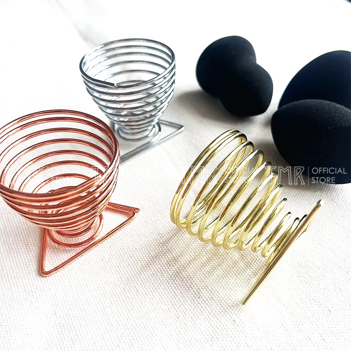 Giá Đỡ Mút Trang Điểm Dạng Xoắn Ốc TMR 3 Màu Giúp Mút Khô Thoáng Sạch Sẽ Decor Góc Bàn Trang Điểm