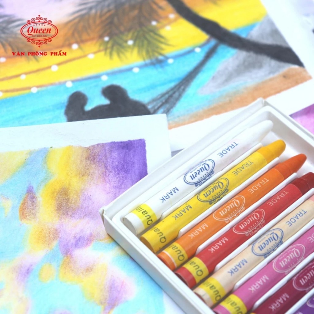 Bút sáp màu Queen  - Hộp giấy 12 màu/18 màu - Chính Hãng - Tặng Sticker Hoạt Hình & Giấy Tô Màu