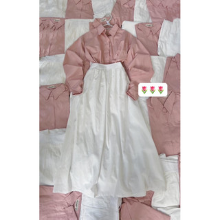 Đầm hoa ren xanh cổ nhọn