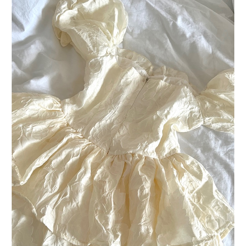 Đầm cupcake tay bồng