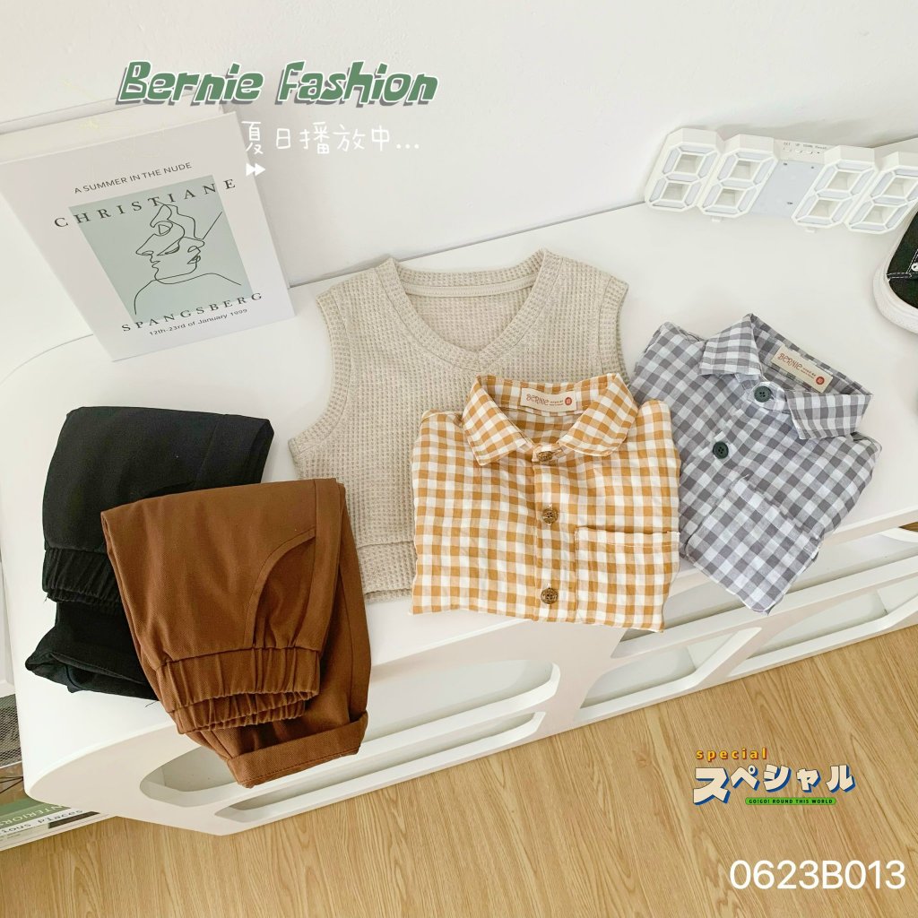 Set gile kẻ 3 chi tiết - áo gile, áo sơ mi dài tay, quần kaki Bernie cho bé