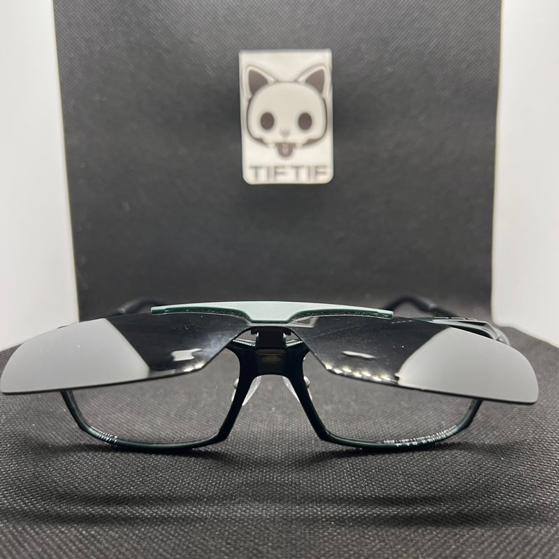 Kính si nhật hiệu I-Athlete 2 tròng