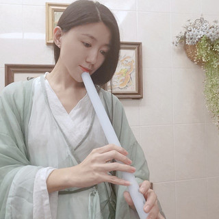 Tiêu sáo bạch ngọc