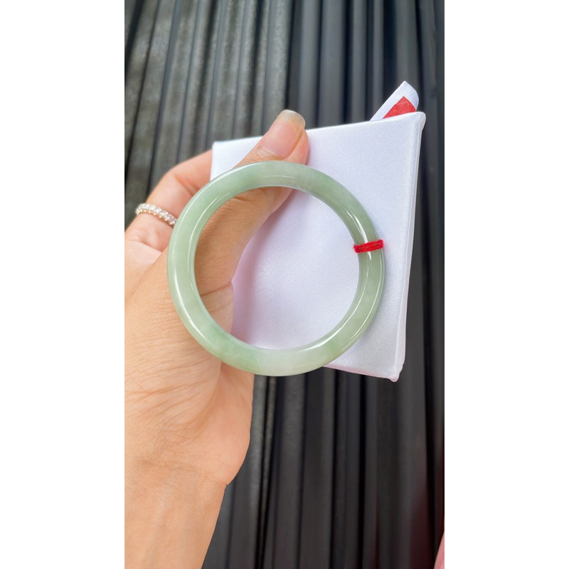 Vòng C thạch phỉ thuy bản liền vân bay