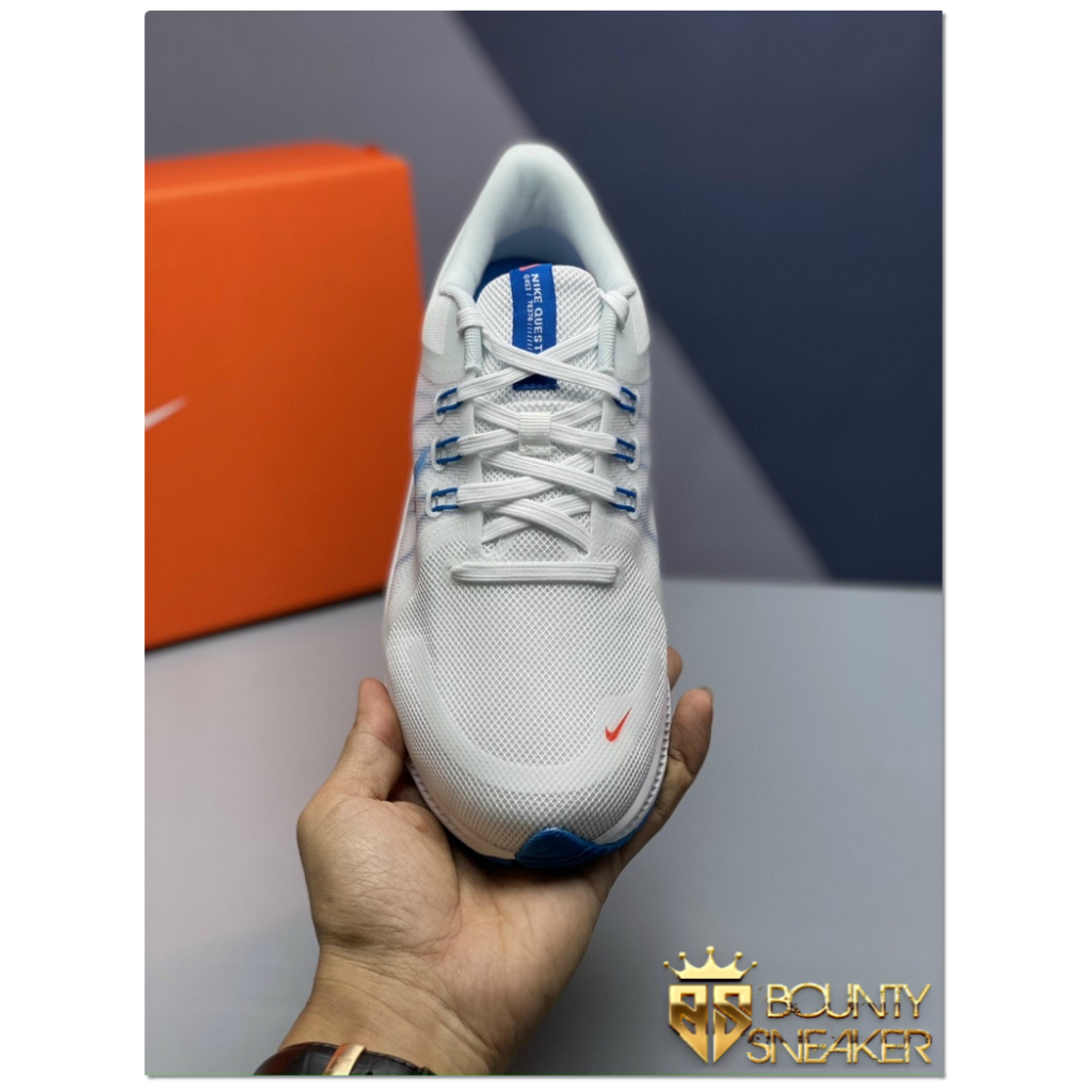 Giày Thể Thao Nike Quest 4