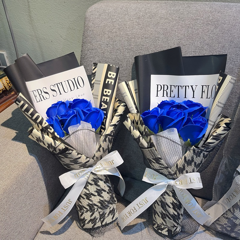 Hoa sáp bó 5 bông siêu xinh