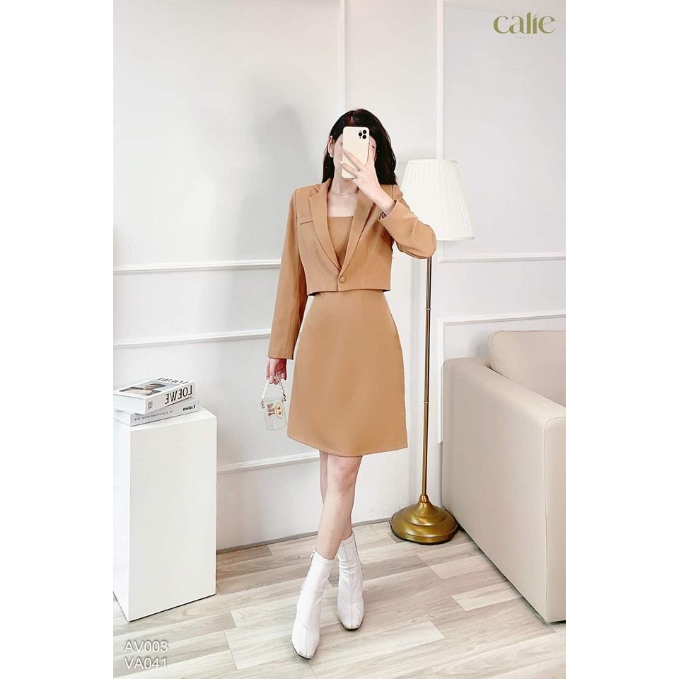 SÉT ĐẦM DÂY PHỐI ÁO KHOÁT