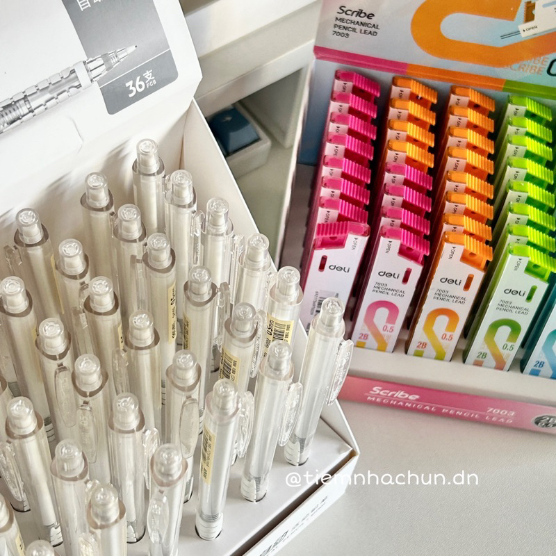 BÚT CHÌ KIM VÀ HỘP KIM DELI BASIC NGÒI 0.5mm  - tiệm nhà chun