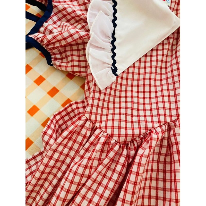 Pass đầm bé gái dứoi 18kg