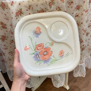 Khay đựng thức ăn nhiều ngăn xinh xắn