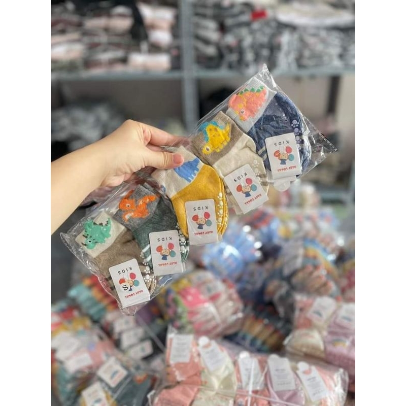10 đôi tất chống trơn cho bé