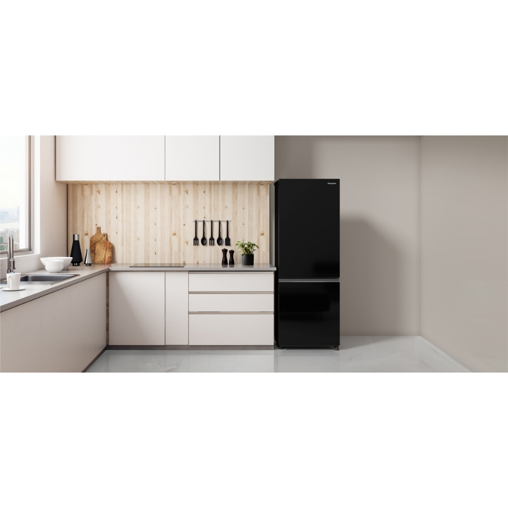 Tủ lạnh Panasonic Inverter 300L NR-BV331CPKV
