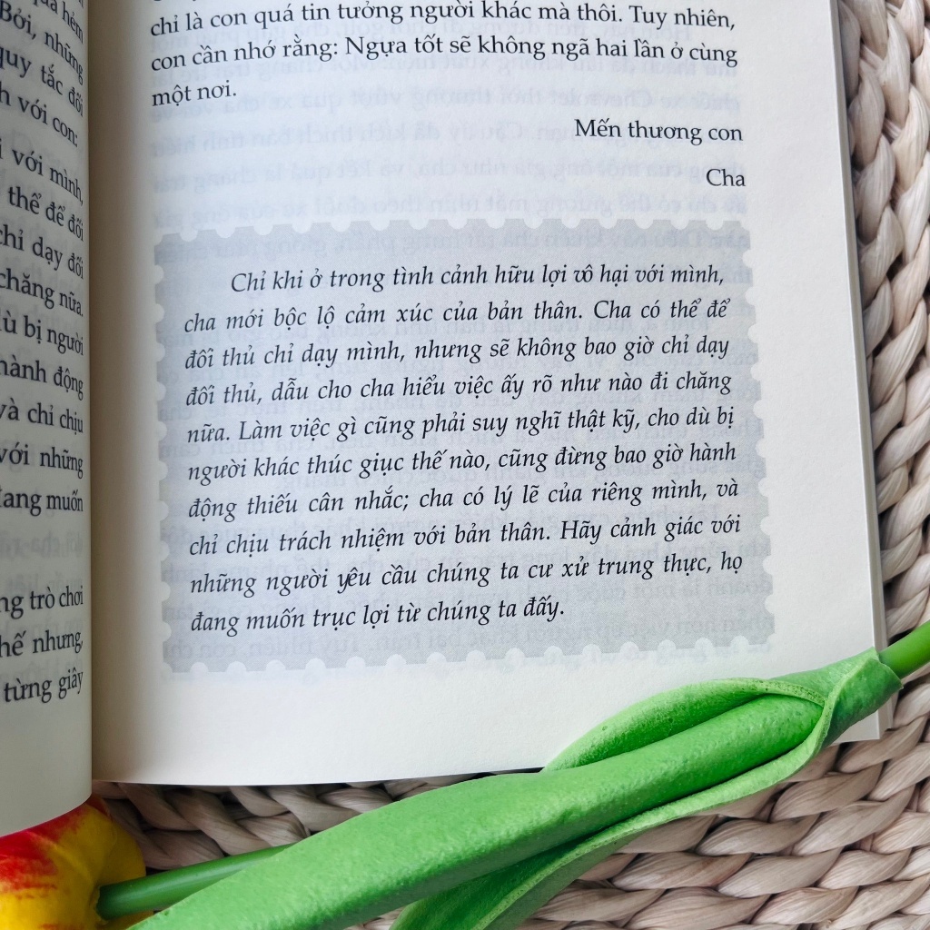 Sách - 38 Lá Thư Rockefeller Gửi Cho Con Trai