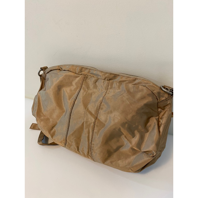 Túi dù đeo chéo si hiệu Jill Stuart phong cách y2k - secondhand