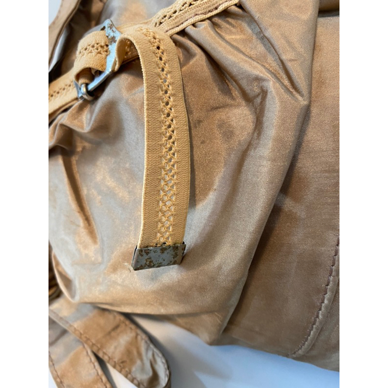 Túi dù đeo chéo si hiệu Jill Stuart phong cách y2k - secondhand