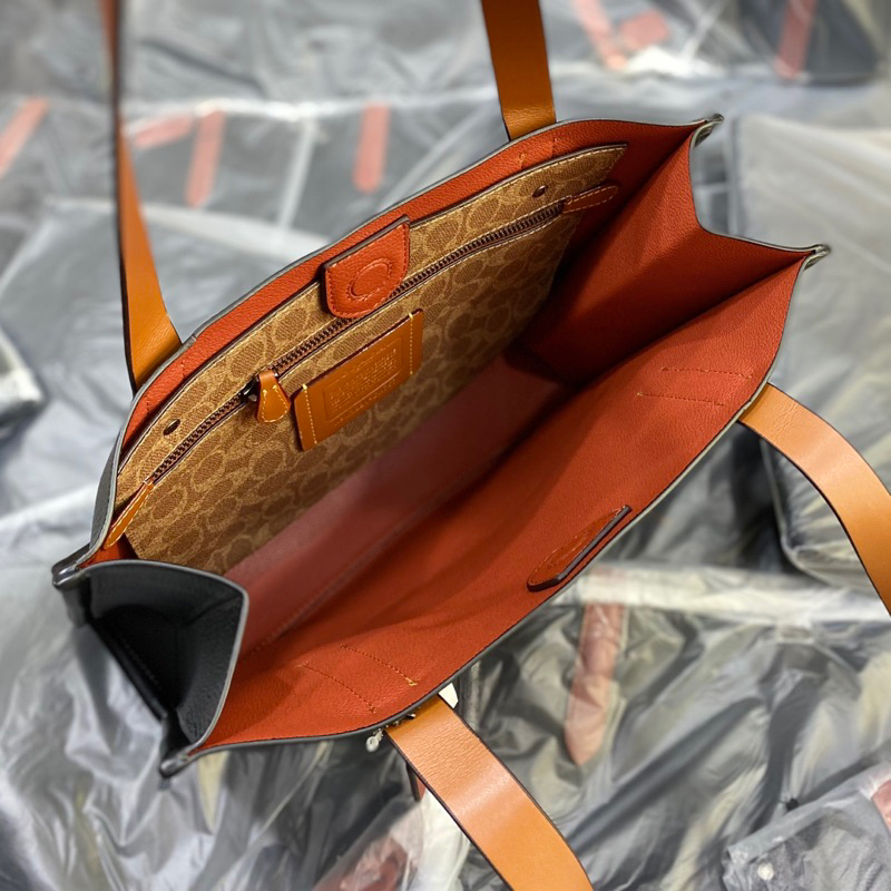Túi coach relay tote cho nữ