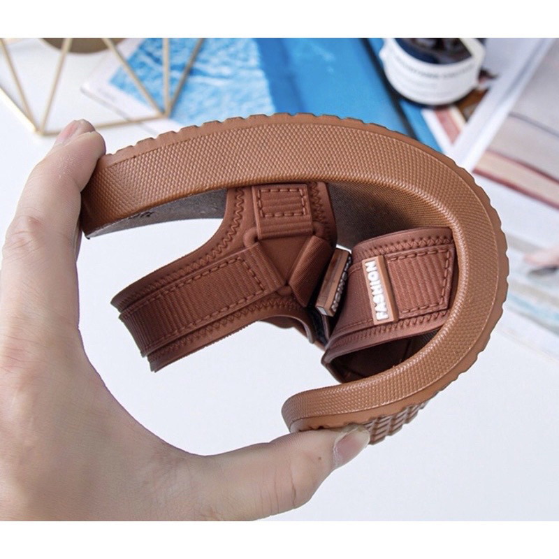 Giày sandal nhựa đi mưa cao su non chống trơn trợt 2 quai fashion