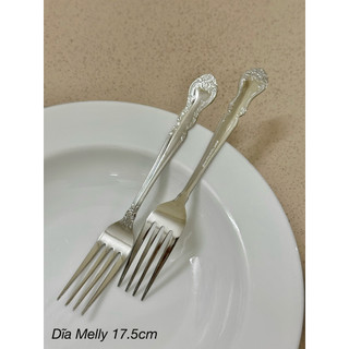 Dĩa inox cỡ trung Melly (Made in Japan)
