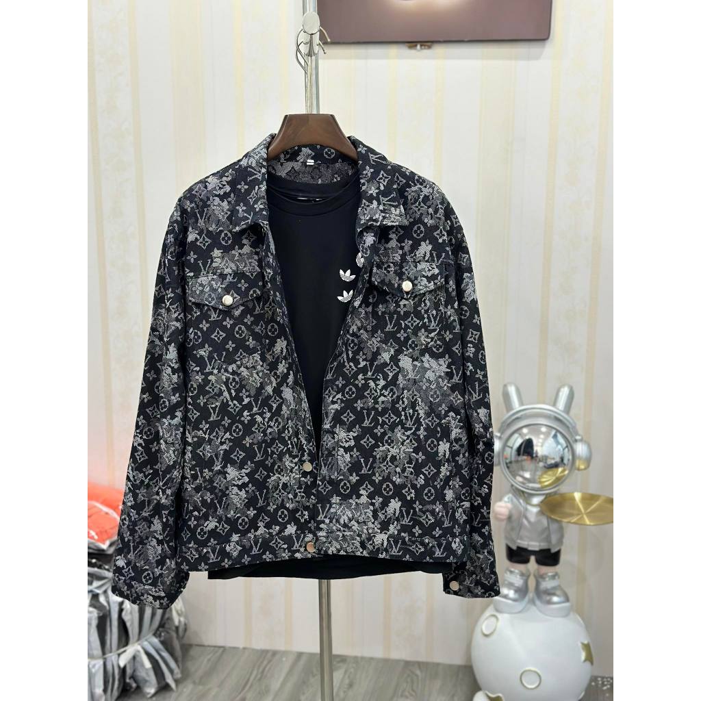 Áo Khoác Denim Louis Vuiton Cho Nam Khỏe Khoắn