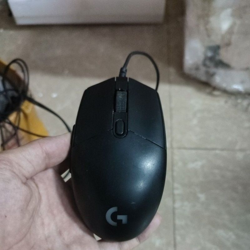Chuột logitech g102 hàng chính hãng hàng 2nd