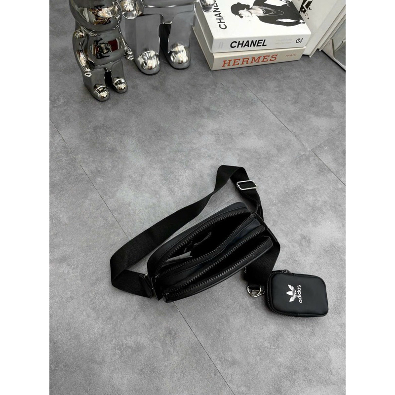 Túi adidas đeo chéo nam 2 màu