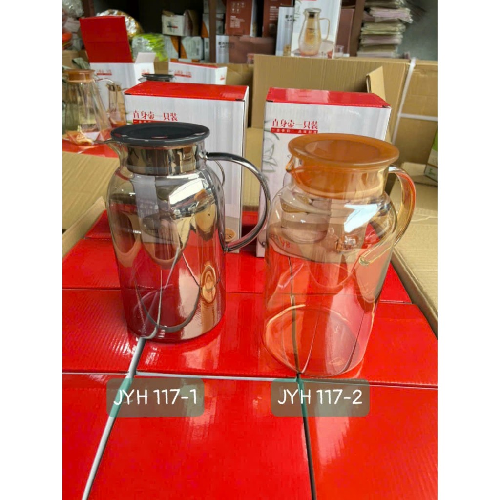 Bình nước thuỷ tinh chịu nhiệt 1.7L mã 201 có màu vàng cả xám dày dặn và nhiều loại mẫu mã đẹp
