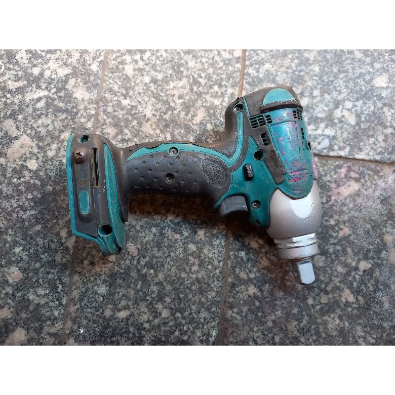 Bu lông 14.4v makita chạy OK