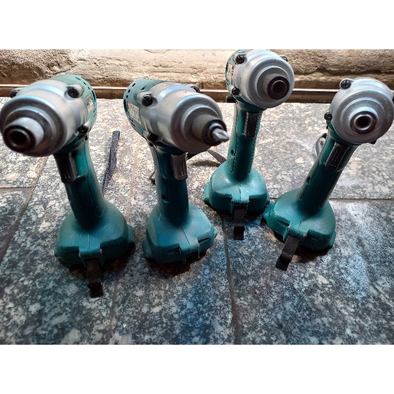 Vít makita 12v búa dầu chạy OK