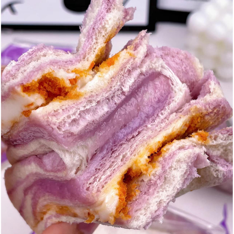 Bánh sanwich lúa mạch khoai mỡ kem ruốc hãng HAALVDE 1 hộp 420gr