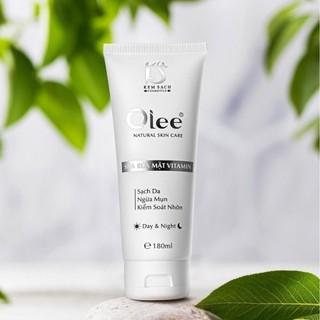 Sữa rửa mặt Vitamin Olee giúp làm sạch da thông thoáng lỗ chân lông dưỡng da trắng sáng NAGOLAN