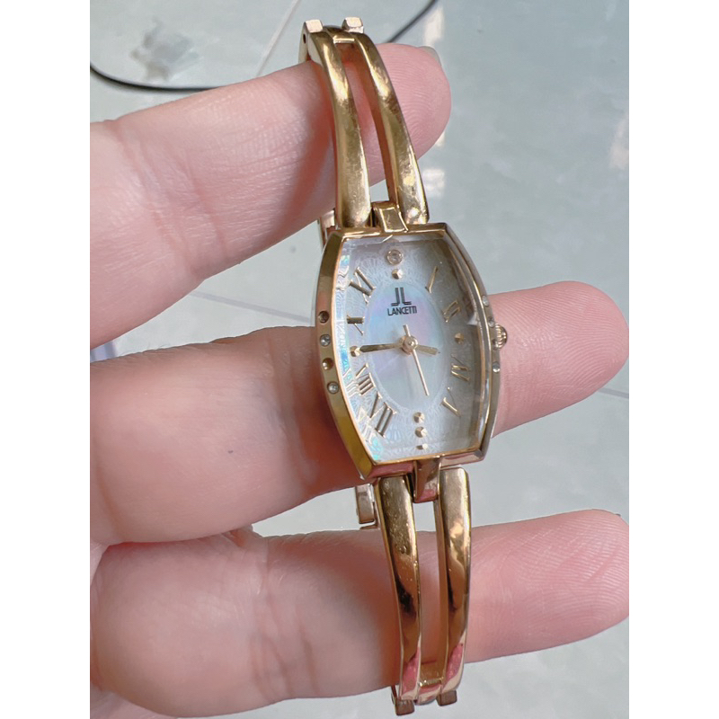 Đồng hồ nữ hiệu lancetti quartz