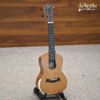 Đàn ukulele concert sqoe sq-uk-405, mặt đàn gỗ vân sam - hàng chính hãng