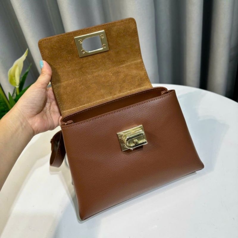 FULA 1927 TOP HANDLE MINI✨Thiết kế đơn giản sang trọng