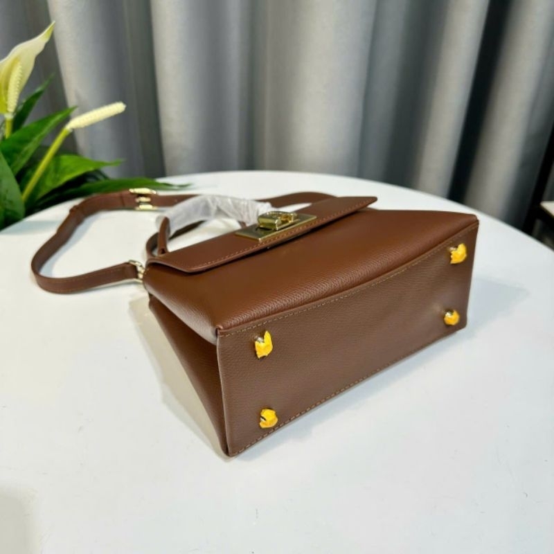 FULA 1927 TOP HANDLE MINI✨Thiết kế đơn giản sang trọng