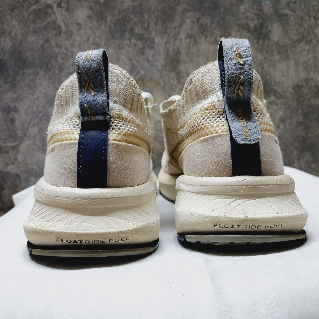 2hand  Giày vải thoái khí Ree.bok